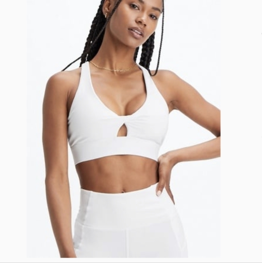 Fabletics Set Brighr White Sport Bra/shorts